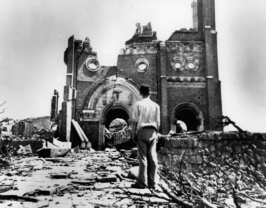 Hiroshima Mon Amour. El cine y los bombardeos de Hiroshima y Nagasaki.
